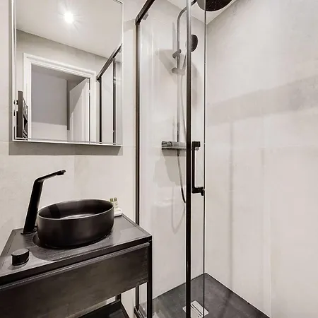 Luxurious Getaway 1bdr 2p- Eiffel Tower Invalides *