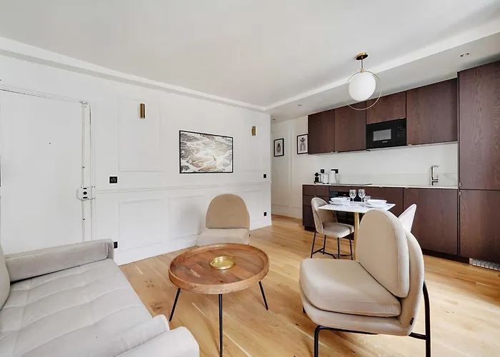 Luxurious Getaway 1bdr 2p- Eiffel Tower Invalides