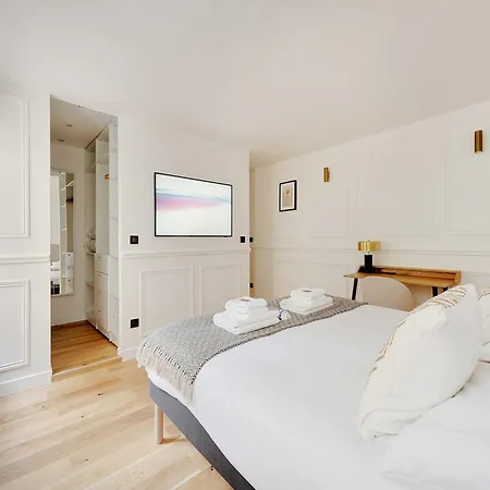 Apartment Luxurious Getaway 1bdr 2p- Eiffel Tower Invalides *